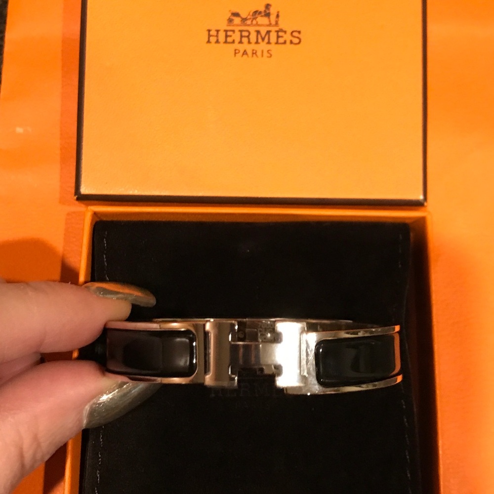 Authentic Hermes H bracelet size GM